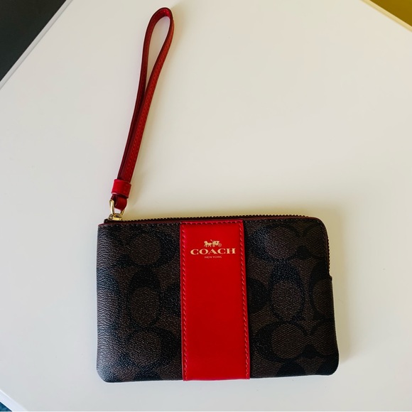 Authentic Coach Brown & Red Leather Zippered Wristlet: - Picture 2 of 7